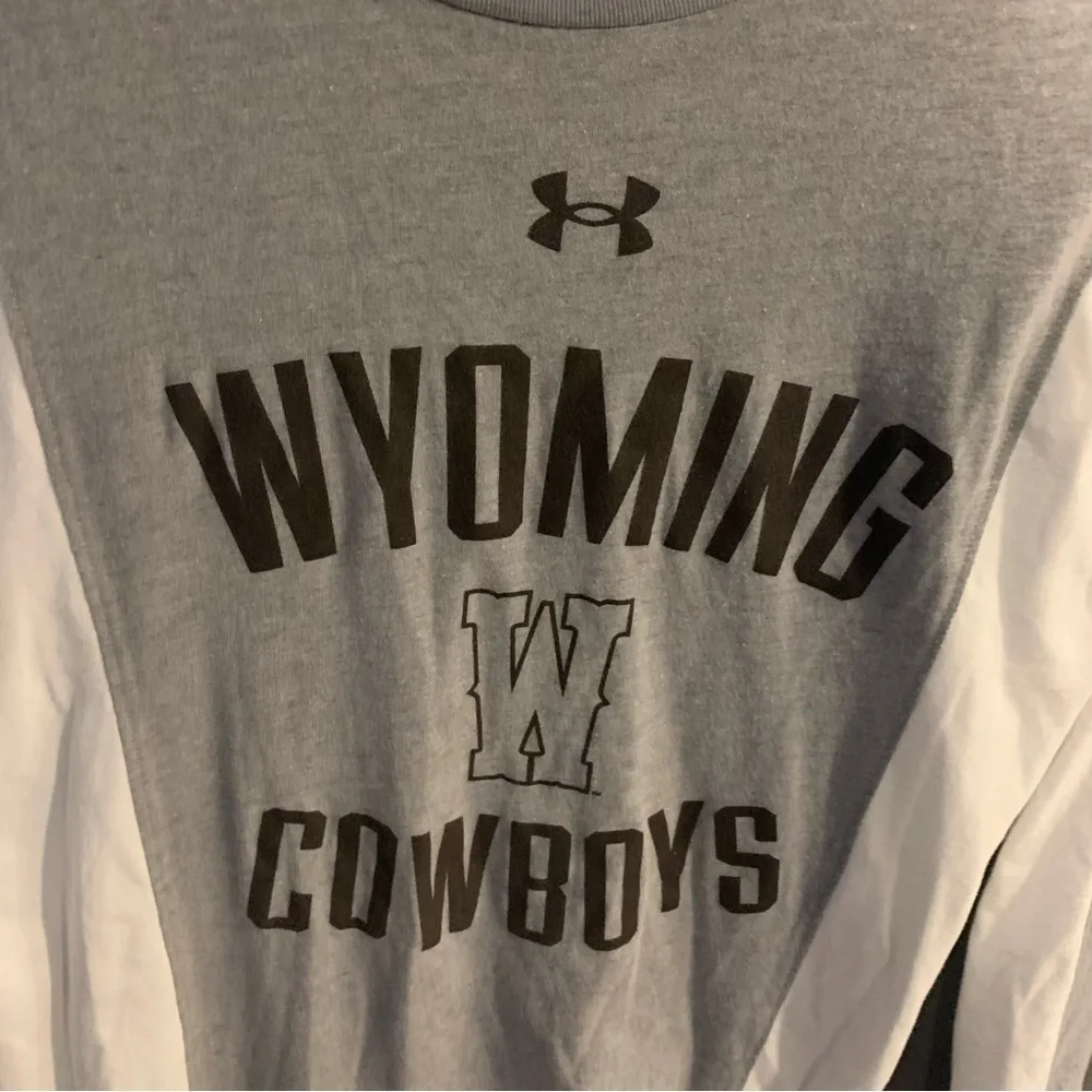University of Wyoming Under Armour Long Sleeve Tshirt